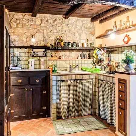Delightful In Firenzuola Crocemaroggia